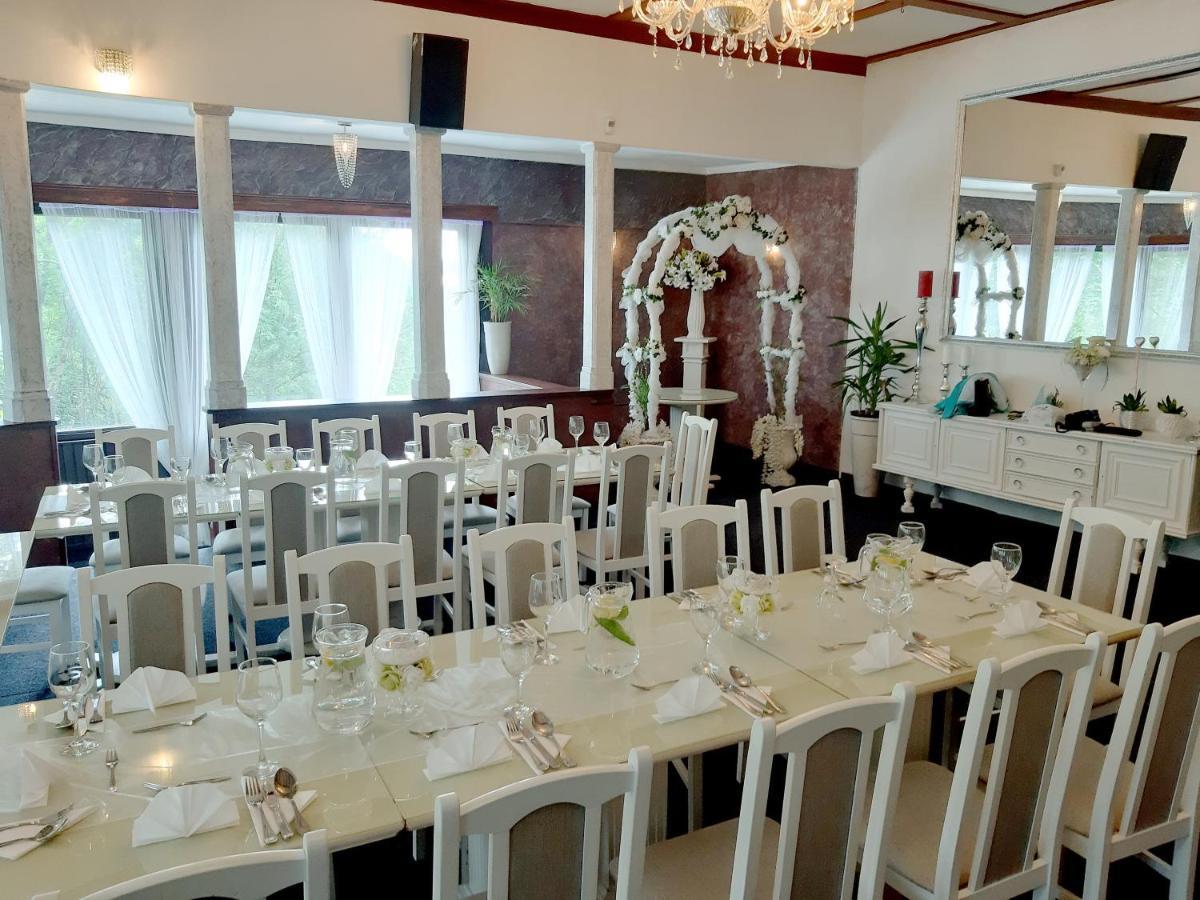 A Restaurace Belveder Romantico, Mini-zoo, Free Parking 3* Jachymov