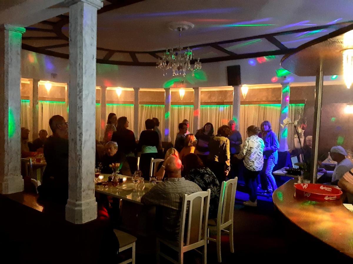 Guest house A Restaurace Belveder Romantico, Mini-zoo, Free Parking