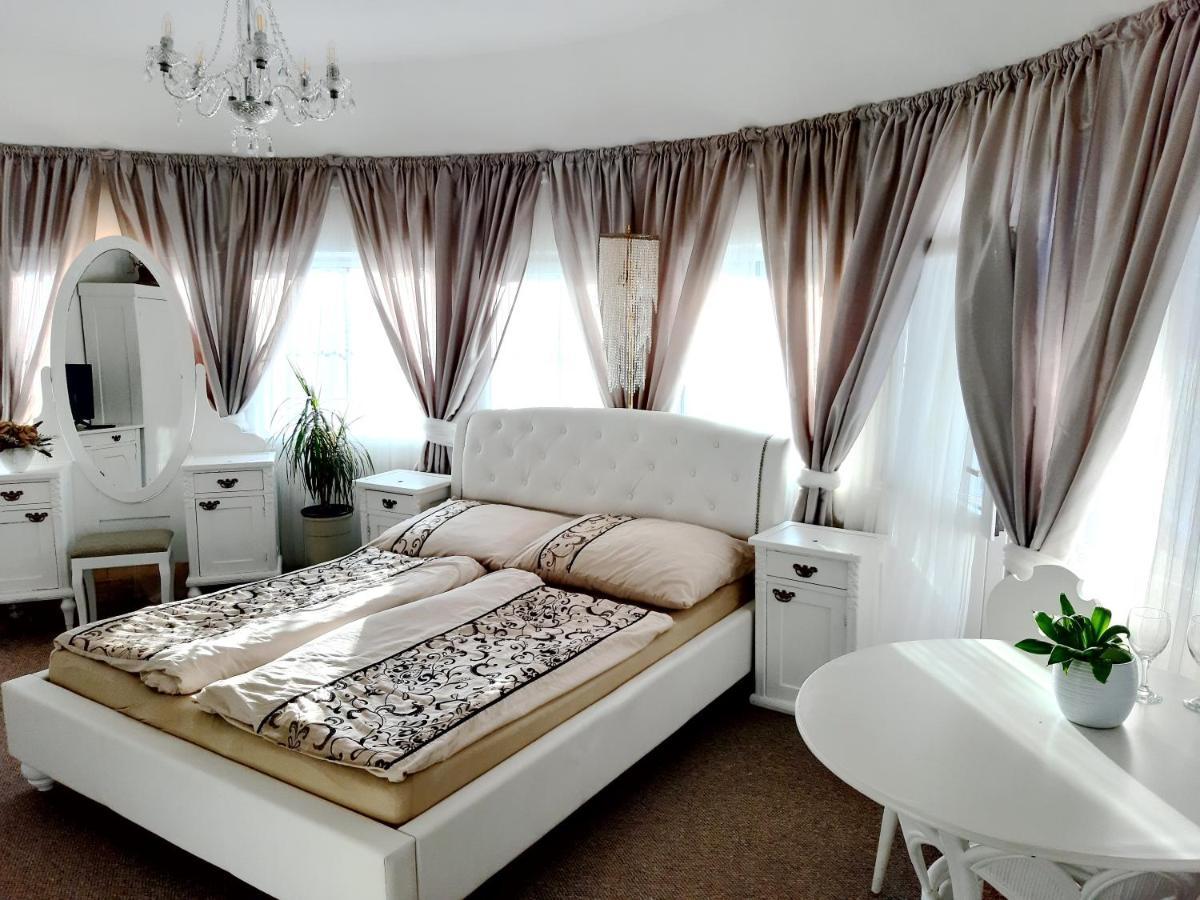 Guest house A Restaurace Belveder Romantico, Mini-zoo, Free Parking 3*